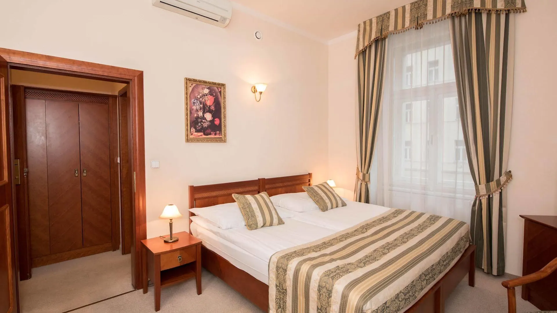 Amigo City Centre Prague Hotel
