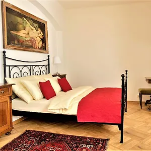 Small Luxury Palace Praha