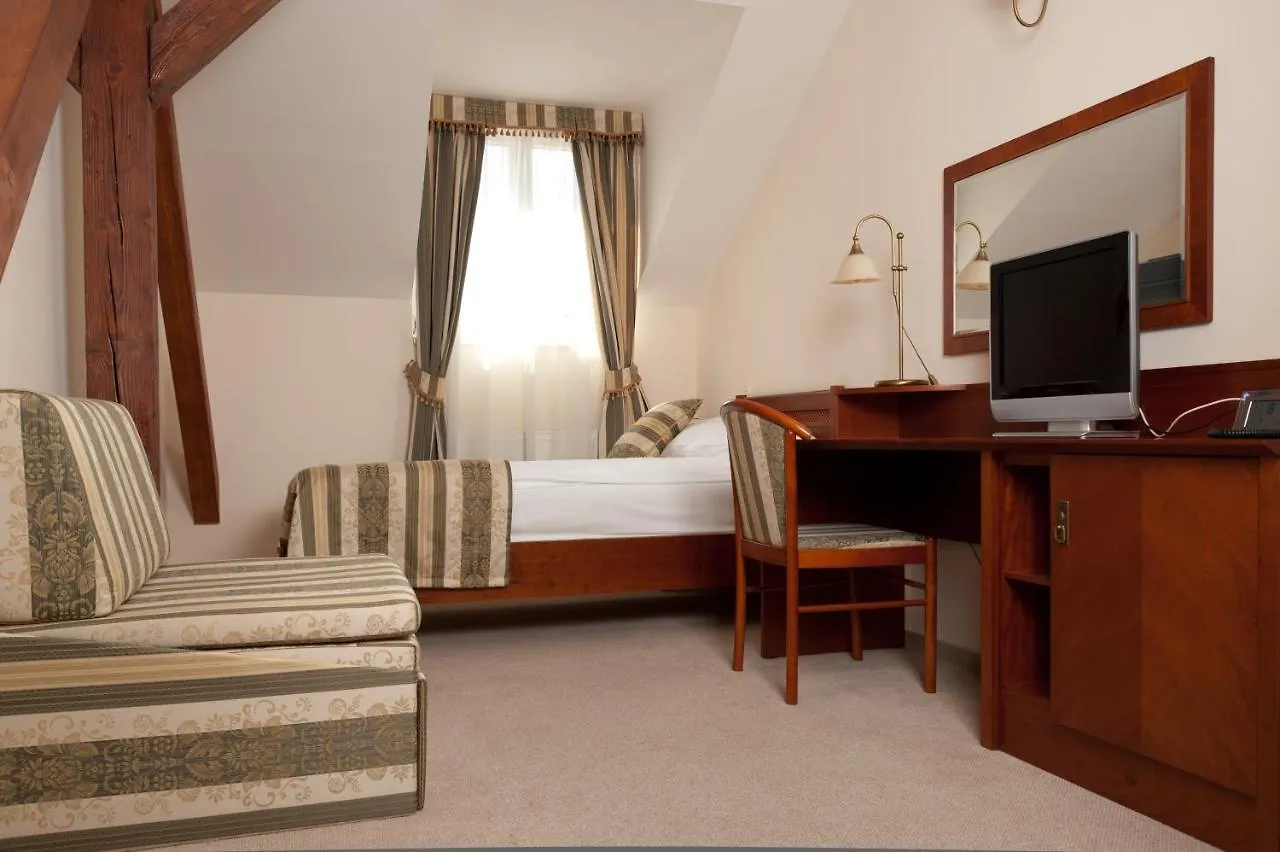 Amigo City Centre Prague 4*,