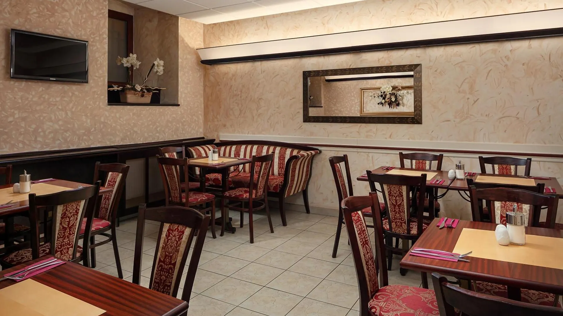 Amigo City Centre Prag Hotell