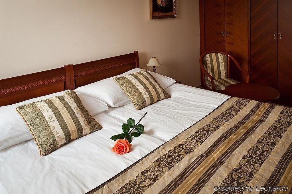Amigo City Centre Prague 4*,